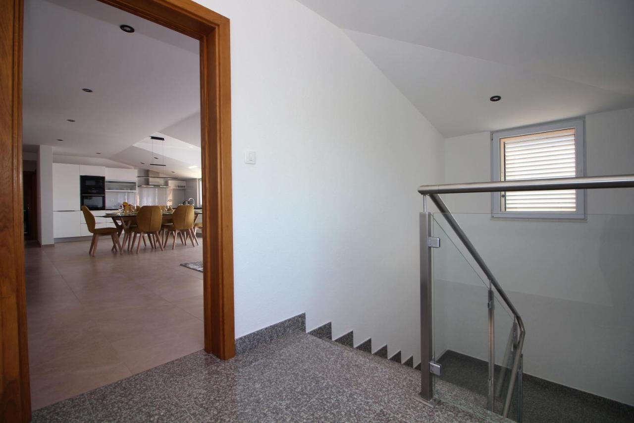 Grande Rosa Apartment Vrulje  Exterior photo